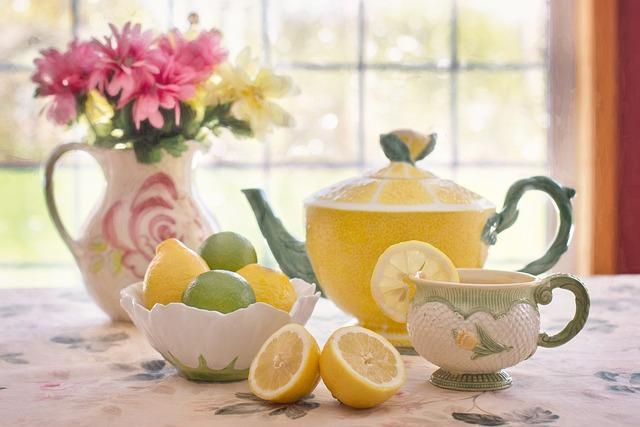 Jak udělat čaj z kurkumy: Jednoduchý recept na domácí přípravu