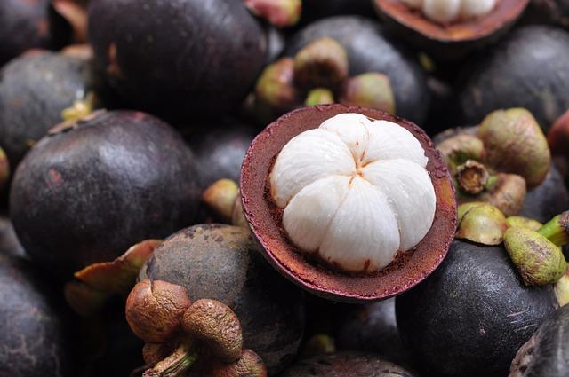 Mangostan: Tajemství tohoto exotického ovoce a jeho chuťová rozmanitost