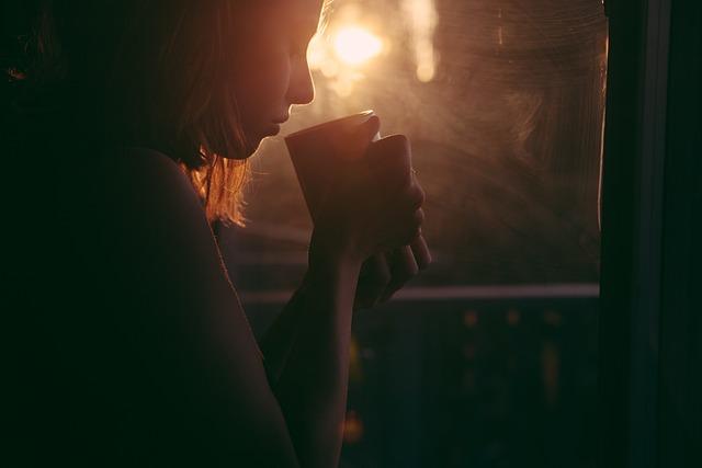Jaké vedlejší účinky může mít pití kurkuma latte na naše tělo