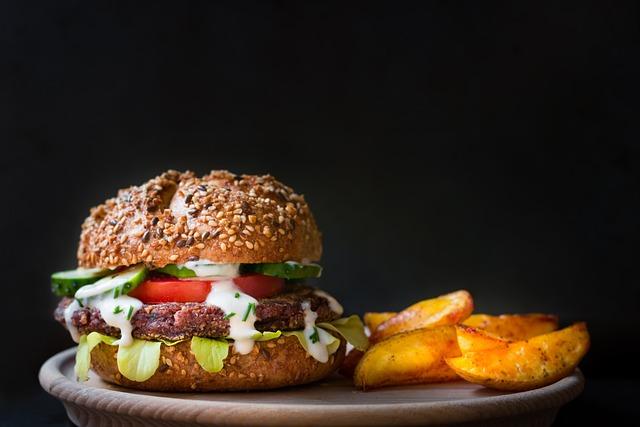 5 originální nápady na podávání veganských burgerů s jackfruitem