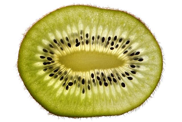 5. Kiwi: Malý,​ ale mocný klenot ​plný vitamínů